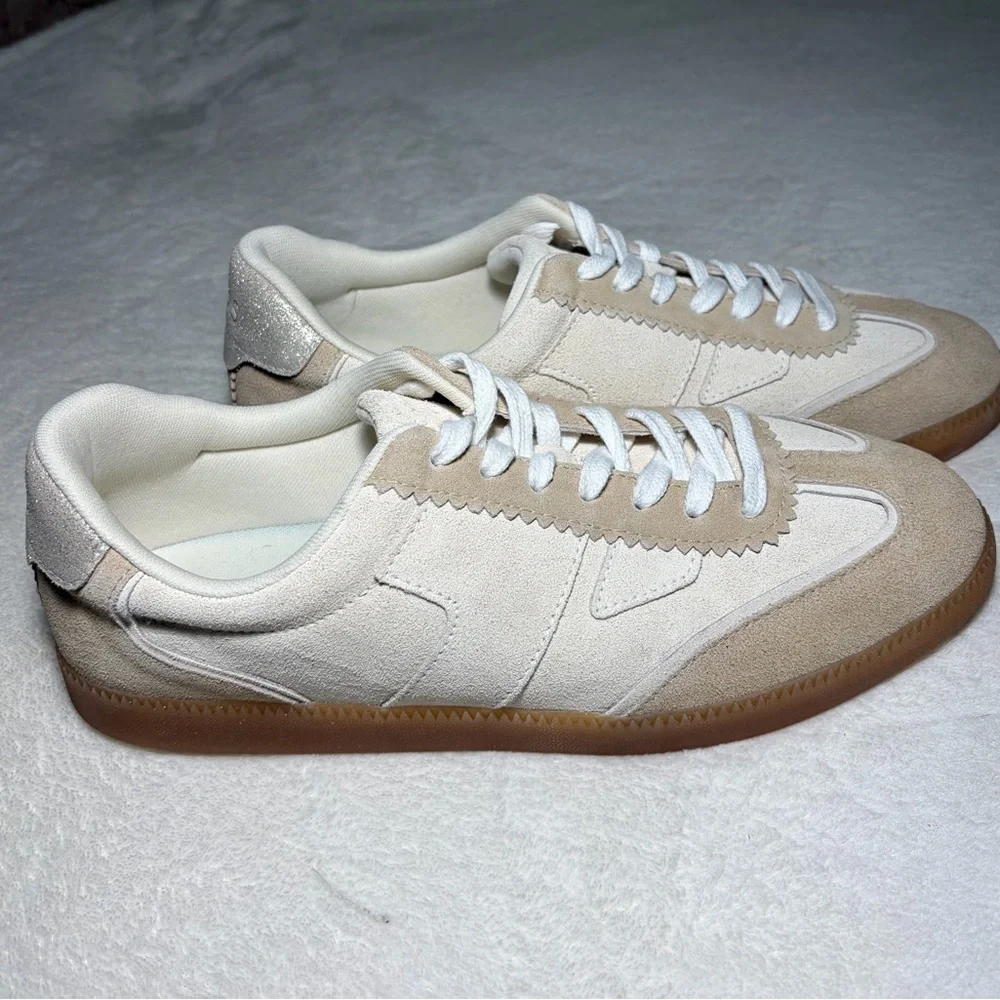 Toms  Beige Suede/Leather Upper Rubber Outsole Women’s‎ Sneakers Sz 10